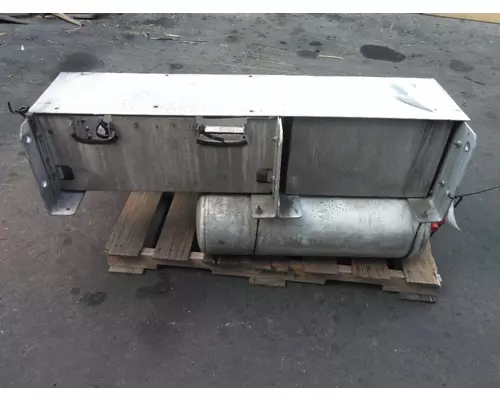 INTERNATIONAL LONESTAR BATTERY BOX