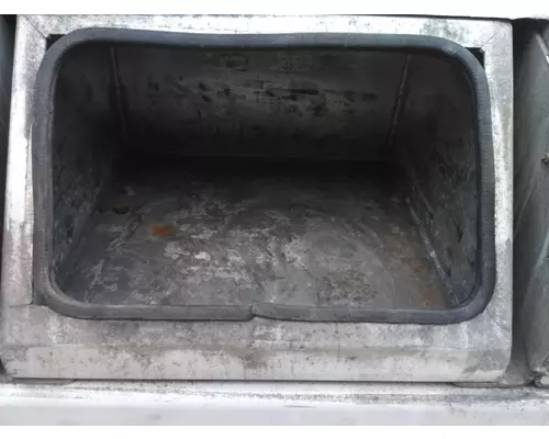 INTERNATIONAL LONESTAR BATTERY BOX