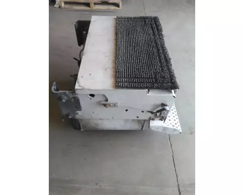 INTERNATIONAL LONESTAR BATTERY BOX