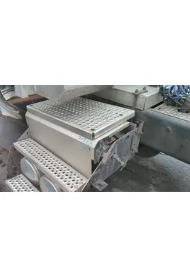 INTERNATIONAL LONESTAR BATTERY BOX