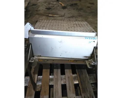 INTERNATIONAL LONESTAR BATTERY BOX