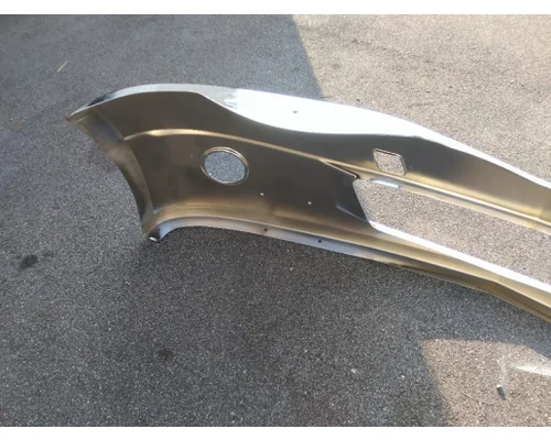 INTERNATIONAL LONESTAR BUMPER ASSEMBLY, FRONT