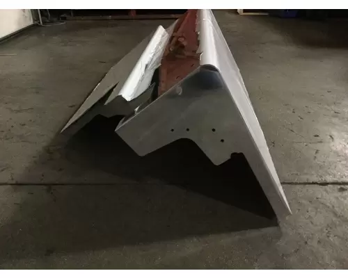 INTERNATIONAL LONESTAR Battery Box