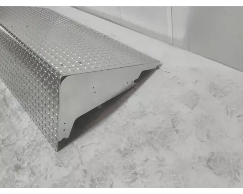 INTERNATIONAL LONESTAR Battery Box