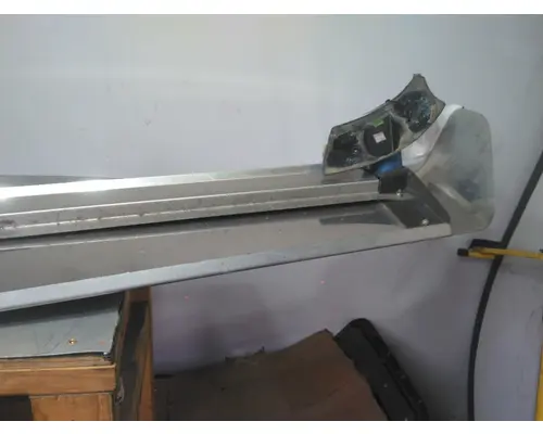 INTERNATIONAL LONESTAR CAB CLIP