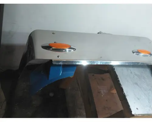 INTERNATIONAL LONESTAR CAB CLIP