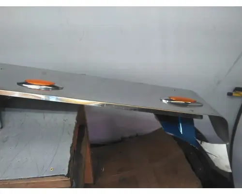 INTERNATIONAL LONESTAR CAB CLIP