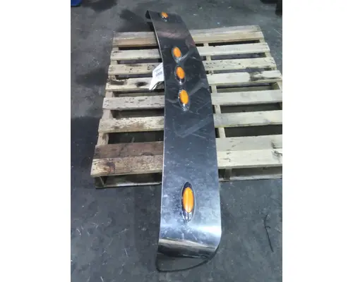 INTERNATIONAL LONESTAR CAB CLIP