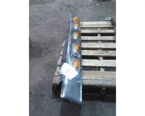 INTERNATIONAL LONESTAR CAB SKIRT FILLER PANEL