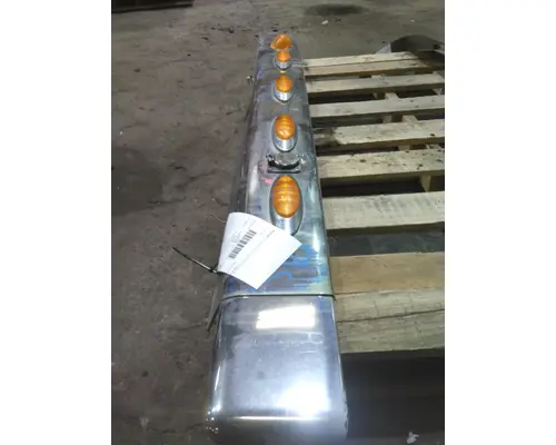 INTERNATIONAL LONESTAR CAB SKIRT FILLER PANEL