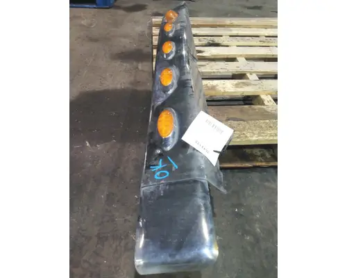 INTERNATIONAL LONESTAR CAB SKIRT FILLER PANEL