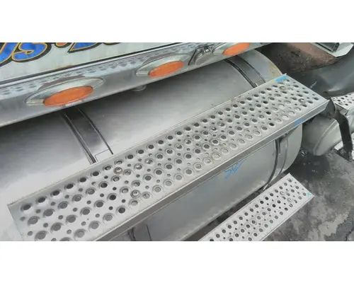 INTERNATIONAL LONESTAR CAB STEP