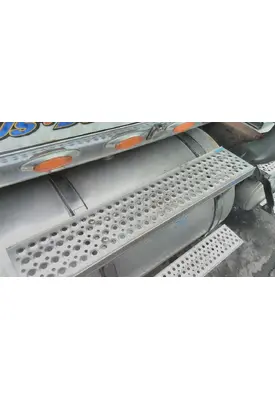 INTERNATIONAL LONESTAR CAB STEP