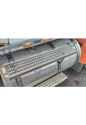 INTERNATIONAL LONESTAR CAB STEP