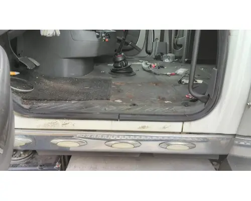 INTERNATIONAL LONESTAR CAB