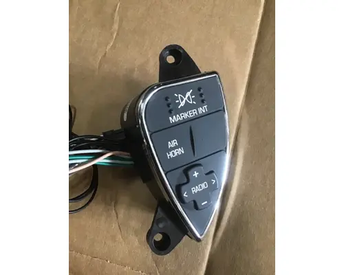 INTERNATIONAL LONESTAR Dash  Console Switch