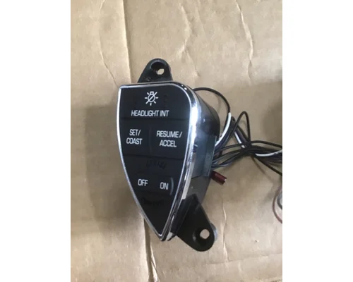 INTERNATIONAL LONESTAR Dash  Console Switch