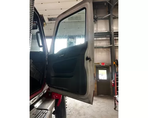 INTERNATIONAL LONESTAR Door Assembly, Front