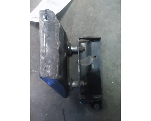 INTERNATIONAL LONESTAR EXHAUSTMUFFLER BRACKET