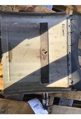 INTERNATIONAL LONESTAR FENDER, QUARTER/HALF REAR