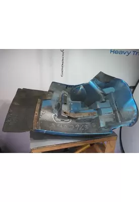 INTERNATIONAL LONESTAR FENDER EXTENSION