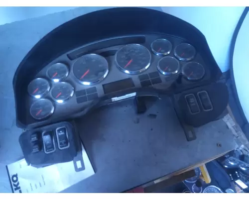 INTERNATIONAL LONESTAR GAUGE CLUSTER