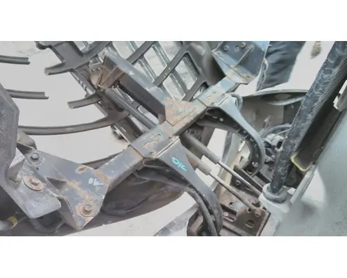 INTERNATIONAL LONESTAR HOOD BRACKET