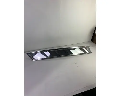 INTERNATIONAL LONESTAR HOOD PARTS