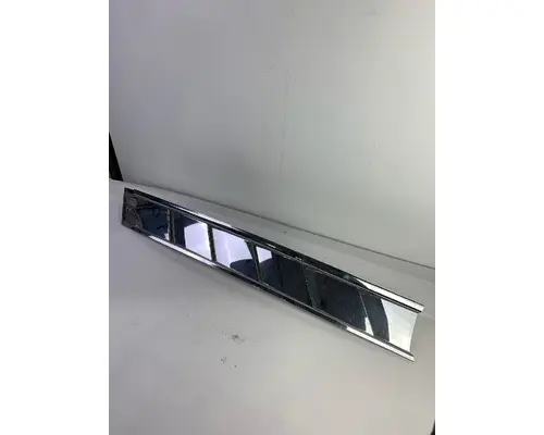 INTERNATIONAL LONESTAR HOOD PARTS