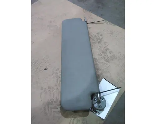 INTERNATIONAL LONESTAR INTERIOR SUN VISOR