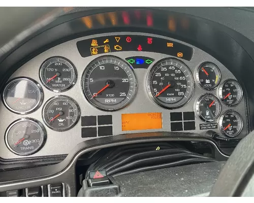 INTERNATIONAL LONESTAR Instrument Cluster