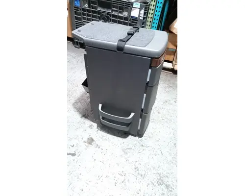 INTERNATIONAL LONESTAR Interior Miscellaneous Panels