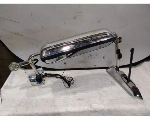 INTERNATIONAL LONESTAR MIRROR ASSEMBLY CABDOOR