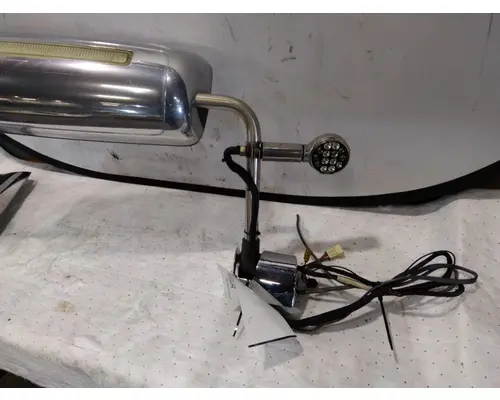 INTERNATIONAL LONESTAR MIRROR ASSEMBLY CABDOOR