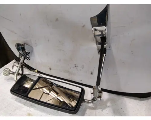 INTERNATIONAL LONESTAR MIRROR ASSEMBLY CABDOOR
