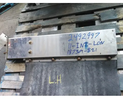 INTERNATIONAL LONESTAR MUD FLAP HANGER