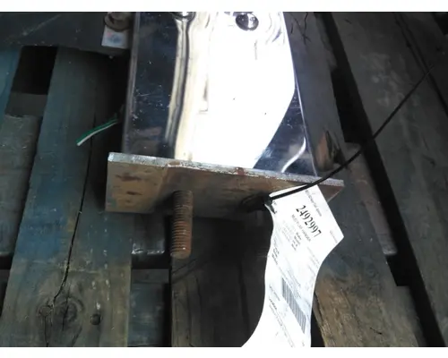 INTERNATIONAL LONESTAR MUD FLAP HANGER