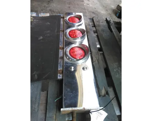 INTERNATIONAL LONESTAR MUD FLAP HANGER