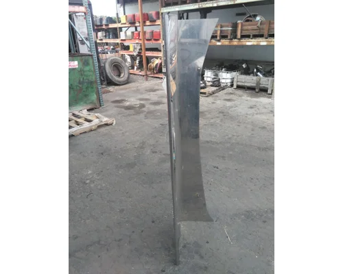 INTERNATIONAL LONESTAR MUFFLER SHIELD