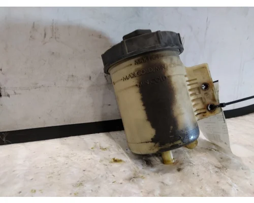 INTERNATIONAL LONESTAR POWER STEERING RESERVOIR