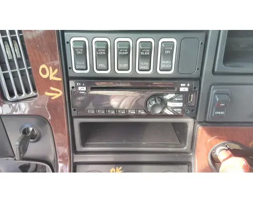 INTERNATIONAL LONESTAR RADIO AMFMBLUETOOTH