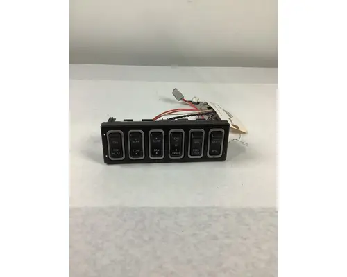 INTERNATIONAL LONESTAR ROCKER SWITCH