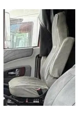 INTERNATIONAL LONESTAR SEAT, FRONT