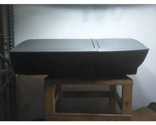 INTERNATIONAL LONESTAR SLEEPER CLOSET