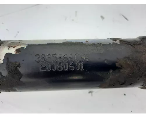 INTERNATIONAL LONESTAR STEERING SHAFT