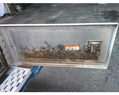 INTERNATIONAL LONESTAR TOOL BOX