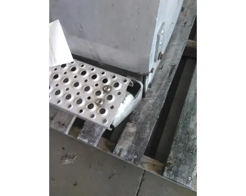 INTERNATIONAL LONESTAR TOOL BOX