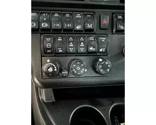 INTERNATIONAL LONESTAR Temperature Control