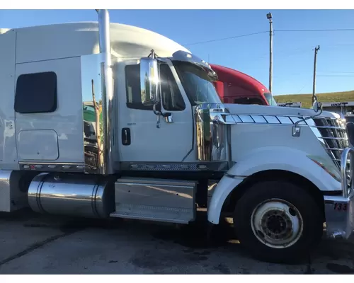 INTERNATIONAL LONESTAR WHOLE TRUCK FOR RESALE