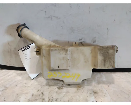 INTERNATIONAL LONESTAR WINDSHIELD WASHER RESERVOIR
